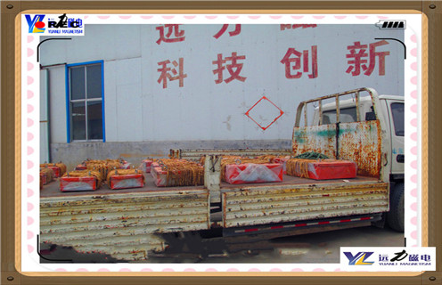 懸掛式永磁除鐵器，山西懸掛式永磁除鐵器定制_內(nèi)部磁塊安裝方法_山西懸掛式永磁除鐵器定制供應(yīng)型號(hào)價(jià)格